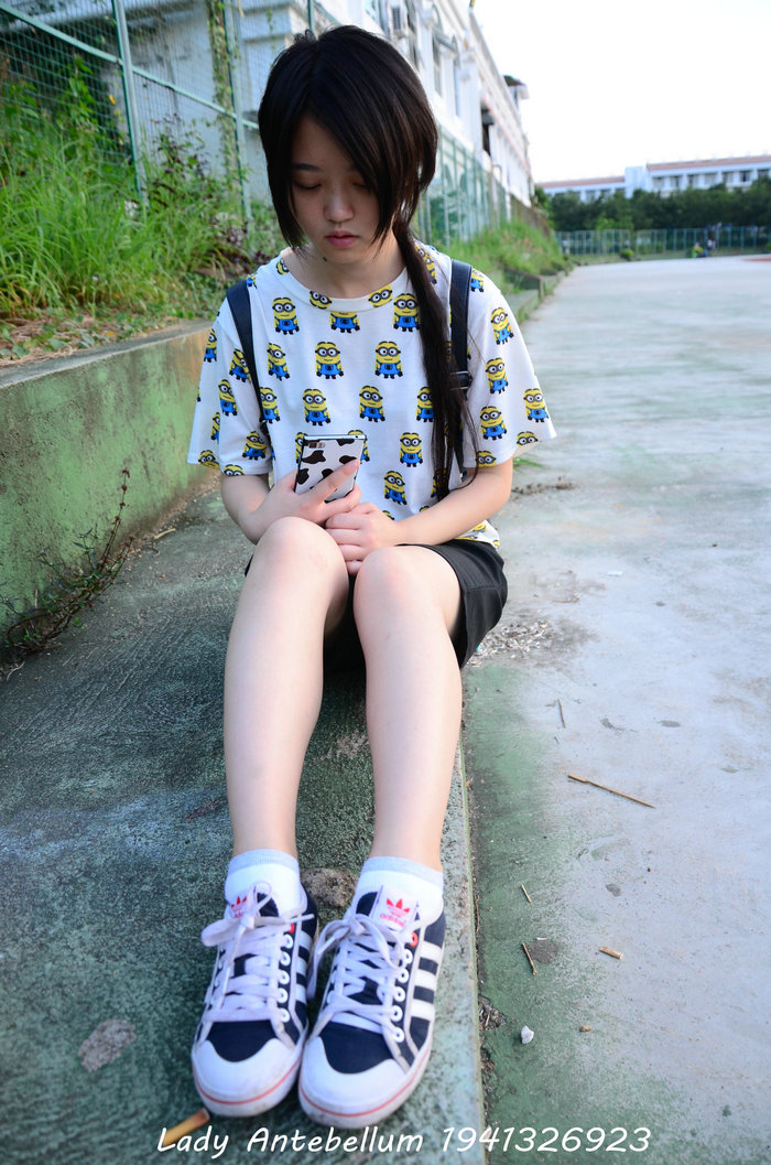 [战前女神] 恋足美腿棉袜女神级摄影套图 047 [116P-162MB]