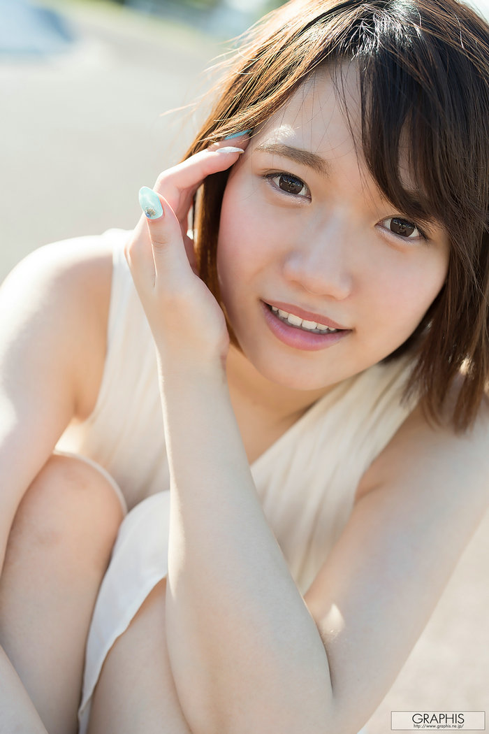 [Graphis] 2017.11.03 Limited Edition Mitsuha Kikukawa 菊川みつ葉 [20P1V-258MB]