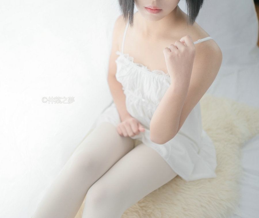 [轻兰映画]写真 Grand.001 清纯白吊带裙 [73P-360MB]