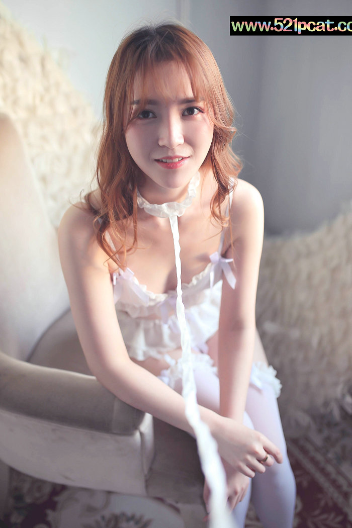 [PartyCat]轰趴猫 2018.11.19 第二百八十五刊 [37P28MB]