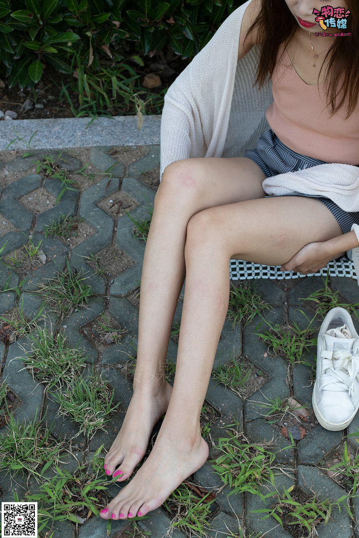 物恋传媒 No.045 精灵女孩的纯白棉袜 [127P1V-1.14GB]