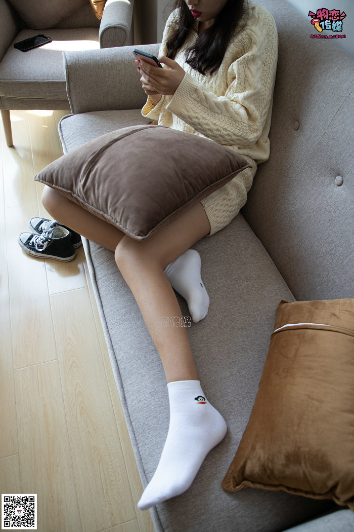 物恋传媒 No.60 匡威,永恒不灭的原创力,配白色棉袜,经典 [119P1V-1.02GB]