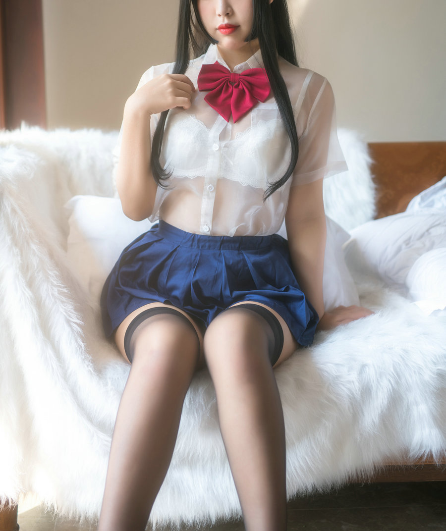 萌系小姐姐-白烨- - 情人节特辑  [52P-110MB]