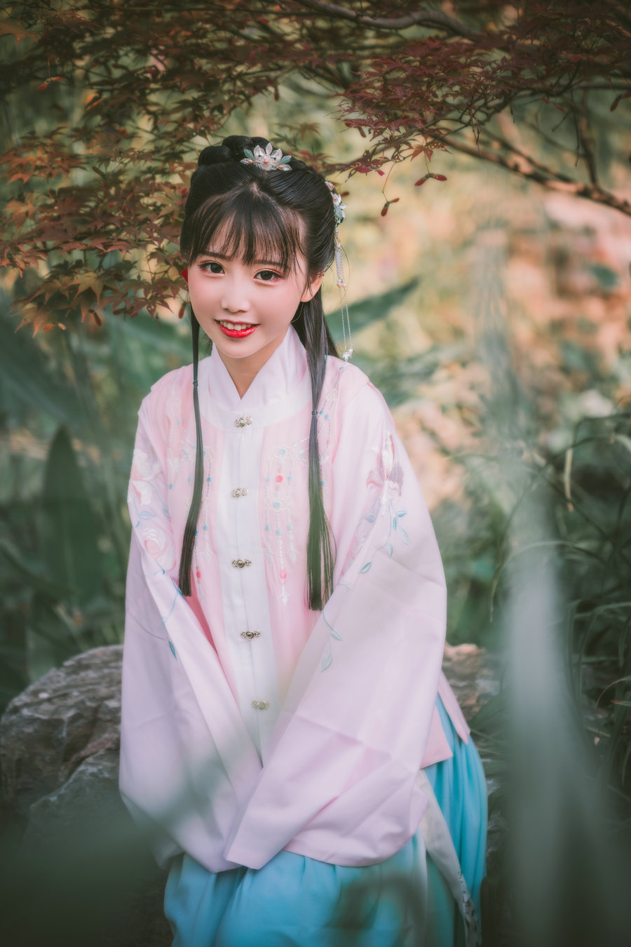 可爱人气Coser面饼仙儿 - 明治汉服 [22P-322MB]