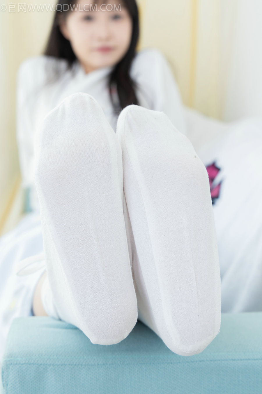 物恋传媒 No.2270 小酒-高跟鞋、布鞋、白棉足袋、汉服 [191P1V-4.93GB]