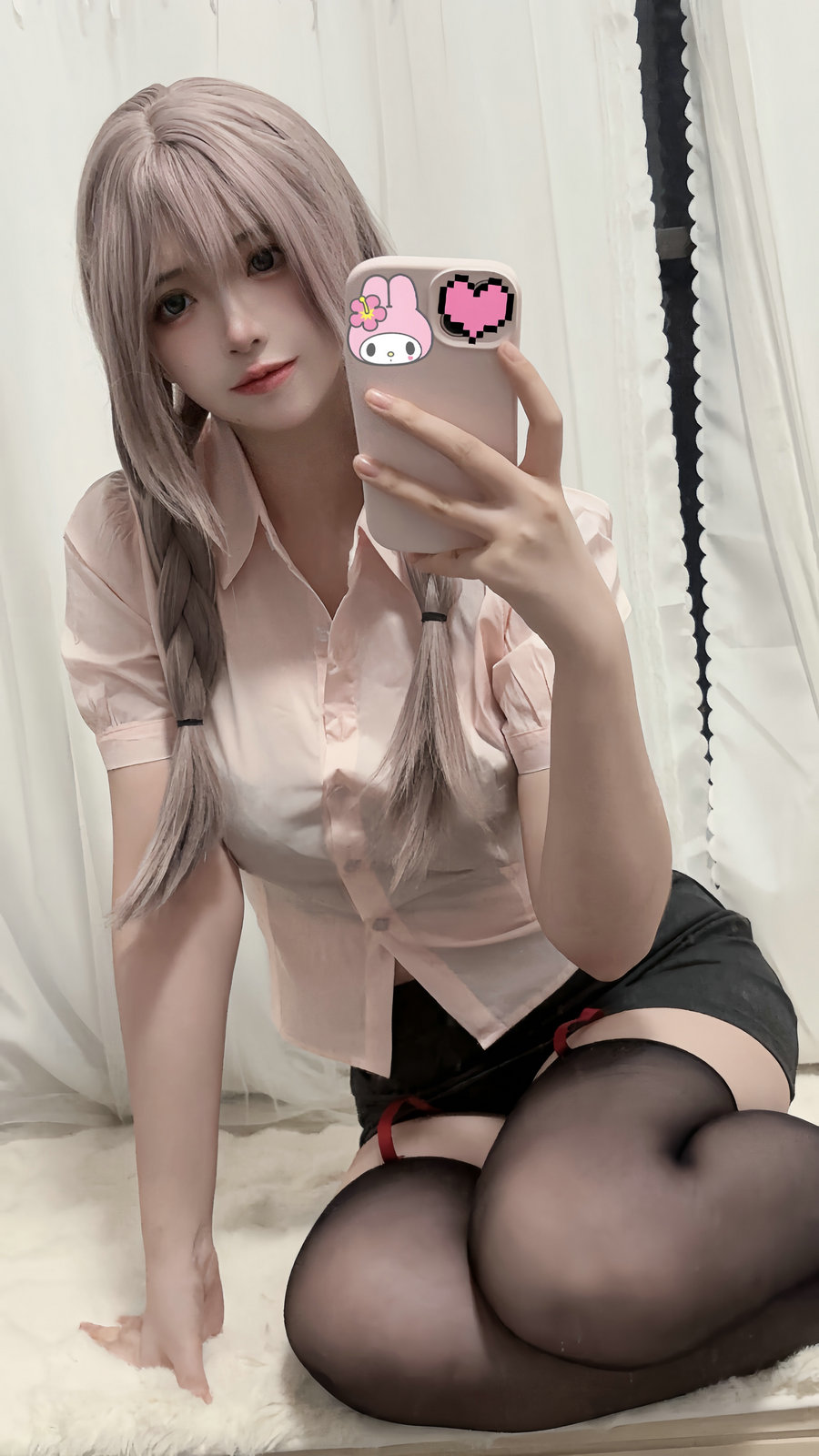 疯猫ss - 紫色麻花辫 [15P-21MB]