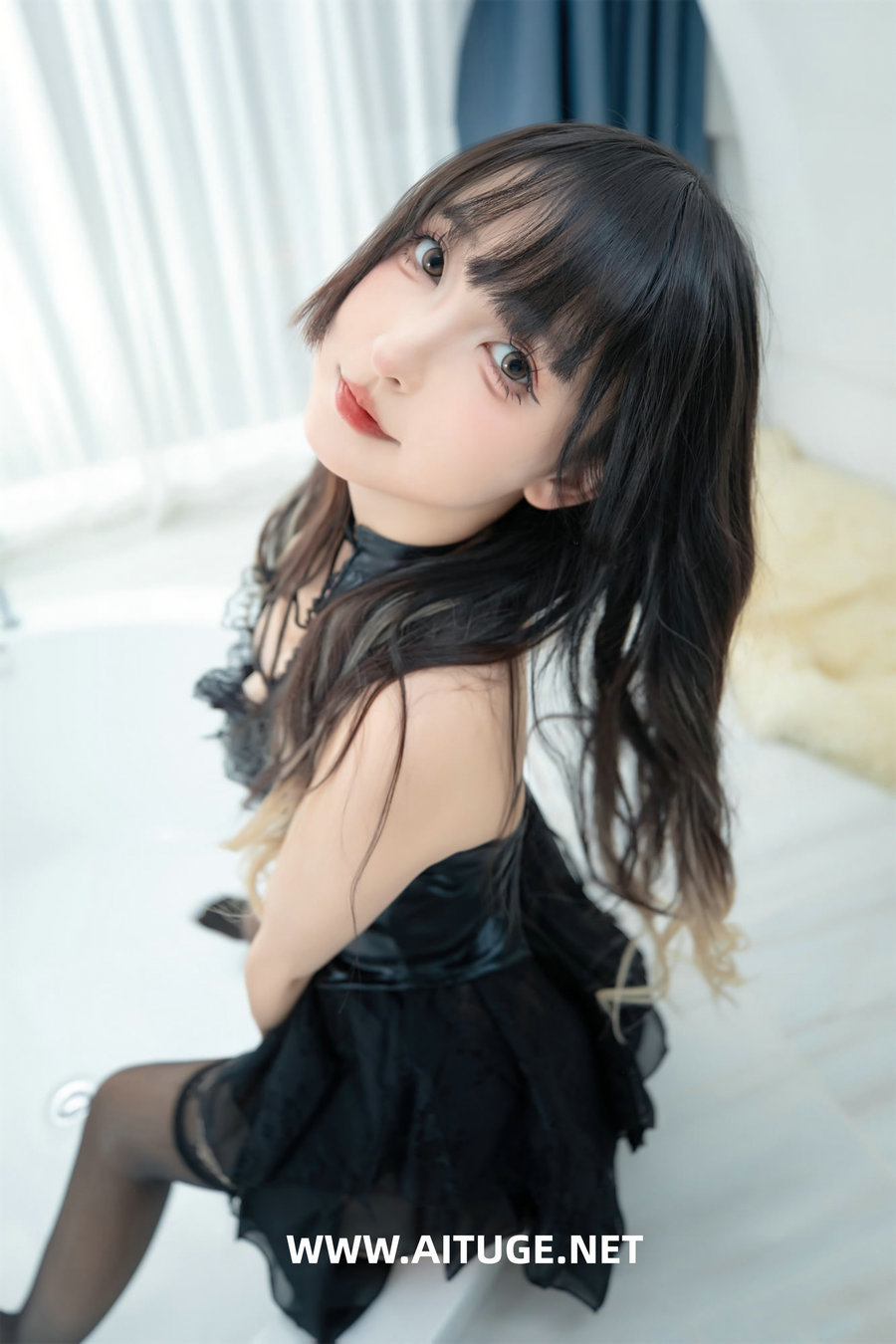 萝莉神楽板真冬之绝命吊带 [75P2V-327MB]