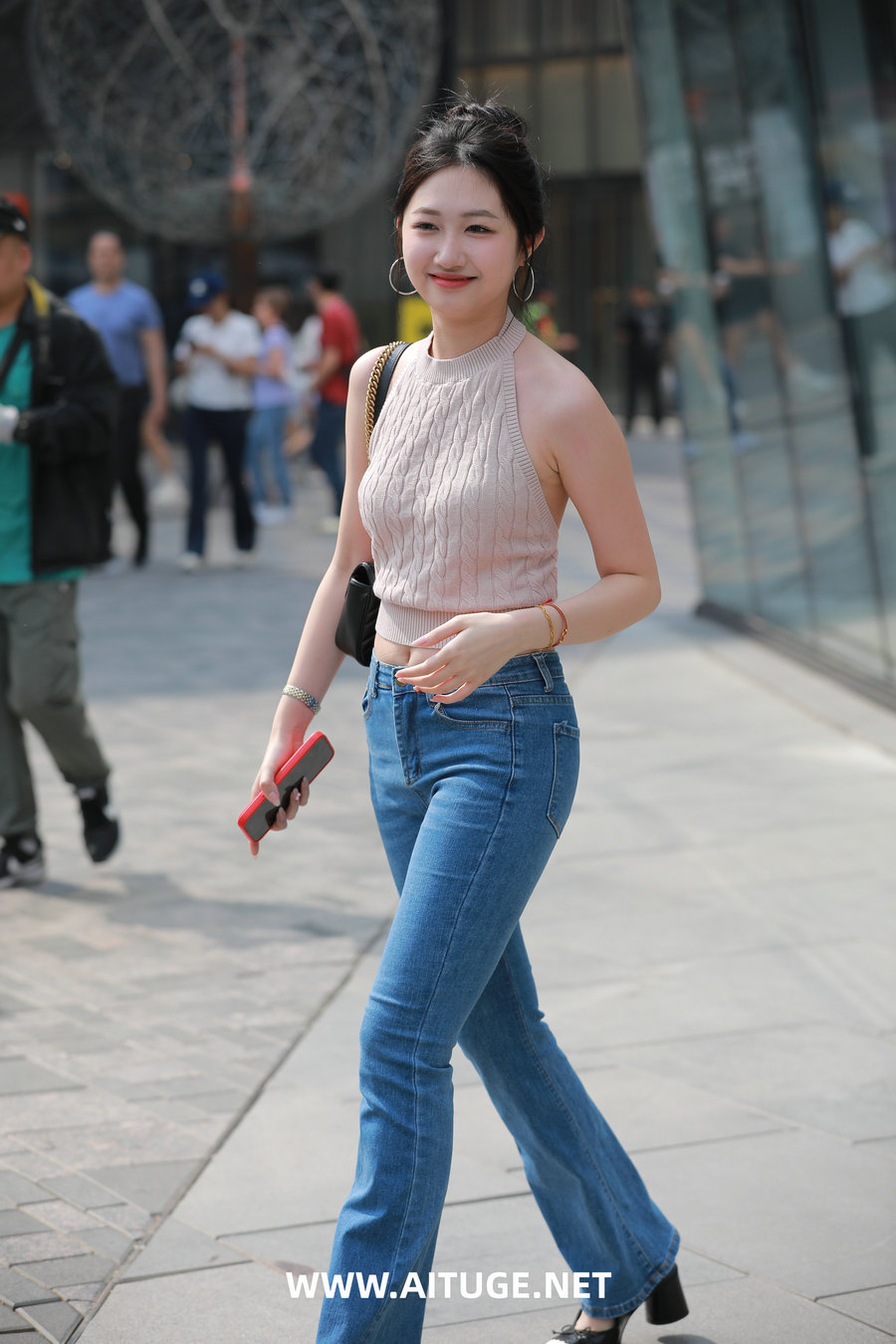 精选街拍视频 No.9413 甜美露背牛仔裤 [158P-1.70GB]