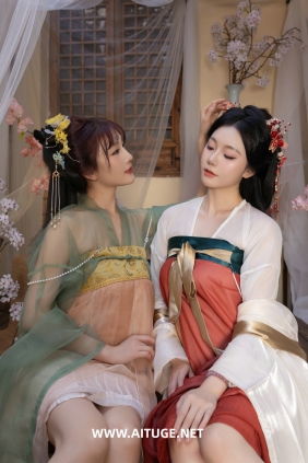 陆萱萱 x 安然 - 闺蜜古装 [105P-1.30GB]