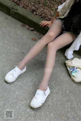 [妖精视觉] NO.029 甜甜 妖气优雅灰 [66P46MB]