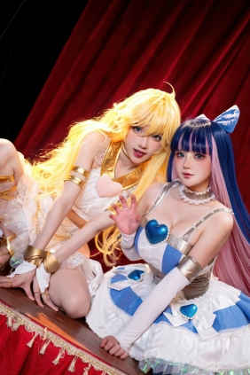 动漫博主阿包也是兔娘&苏苏苏Sofia - 吊带袜天使 [33P-418MB]