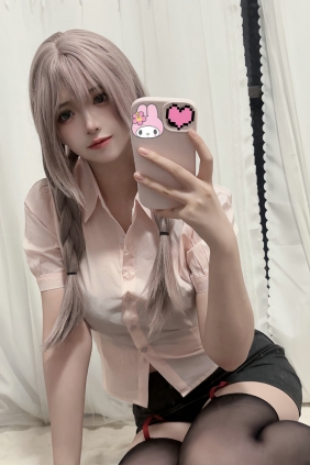 疯猫ss - 紫色麻花辫 [15P-21MB]