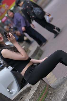 精选街拍视频 No.3249 天使面容紧身弹力裤高跟美足高清原图 [377P-6.08GB]