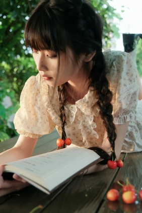 [YITUYU]艺图语 2025.07.01 Poor Cherries 西一奥 [28P-353MB]