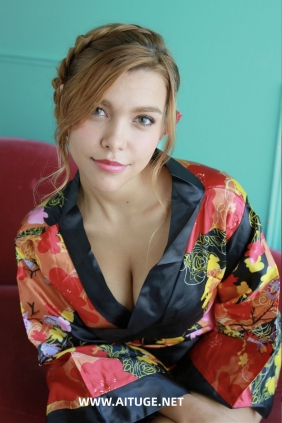 NANA.watson - Encantada.〜はじめまして〜 [61P33MB]