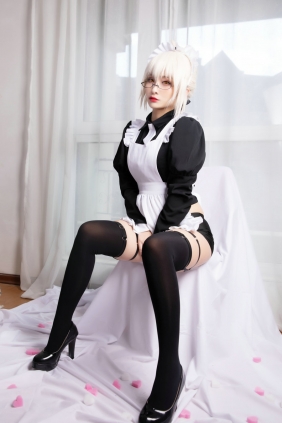 动漫博主洛璃LoLiSAMA - BX女仆 [40P-411MB]