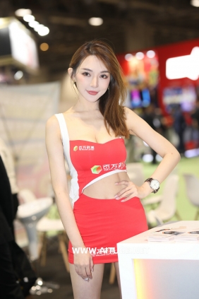 精选街拍视频 No.9349 亮眼红裙 [158P6V-6.18GB]