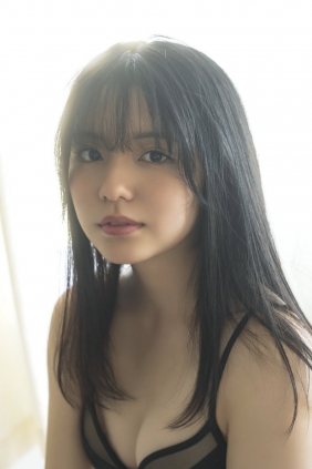 松島かのん - チラリと魅せるオトナなかのん [13P54MB]