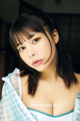 宮崎あみさ - 夏はまだまだ終わらない [7P34MB]