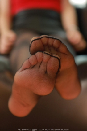 IESS异思趣向 - 模特：小婕《春光明媚》[88P-82MB]