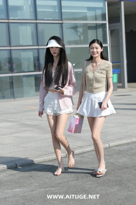 精选街拍视频 No.9239 青春靓丽姐妹花 [88P-1.74GB]