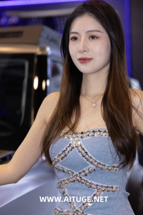 精选街拍视频 No.9271 精致亮片裙 [114P-999MB]