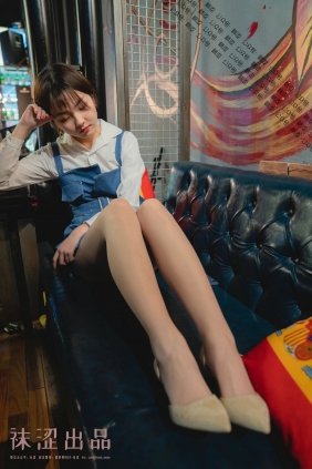 [袜涩] - 暖暖 牛仔连体裤 [51P-138MB]